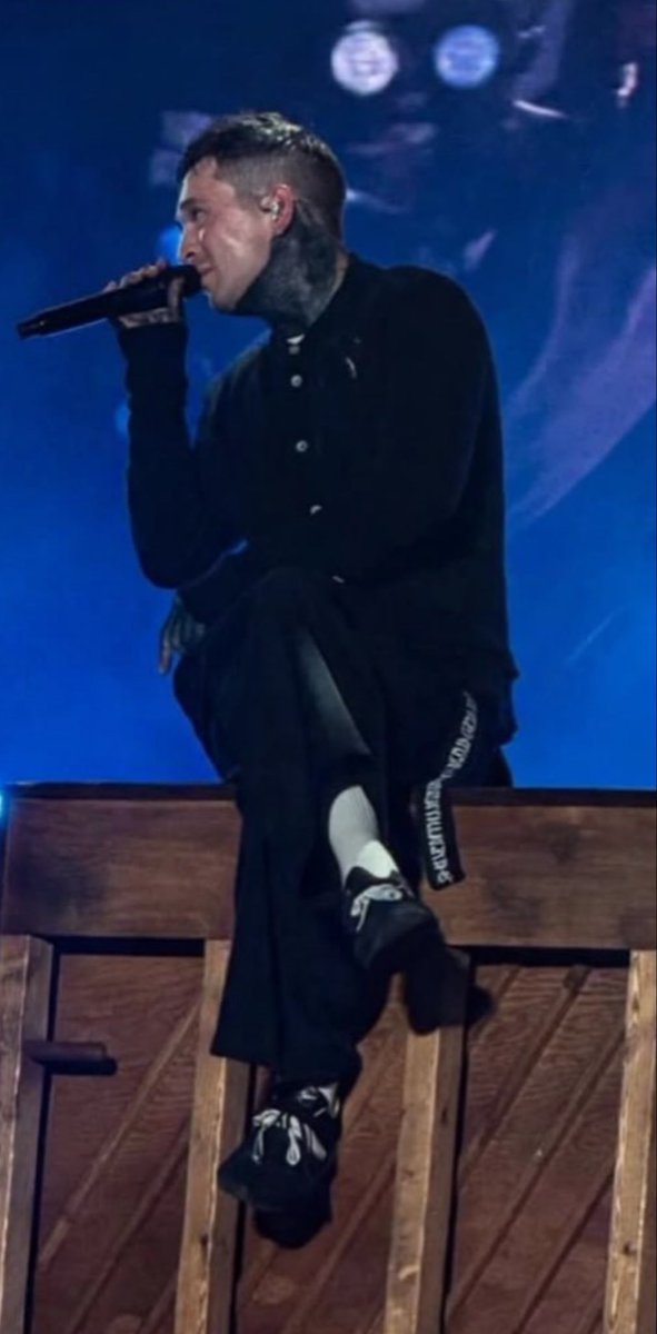 blurryfacefiles's tweet photo. Yeah. https://t.co/0vnTERWjem