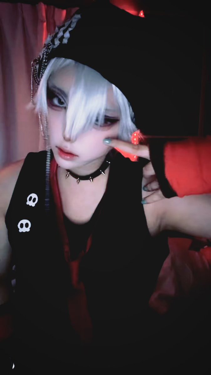 5656aAa0101's tweet photo. ⚠︎cos   ALNST  till   初出し

　　　　💀💔🎸💔💀 https://t.co/C4ouO5k5va