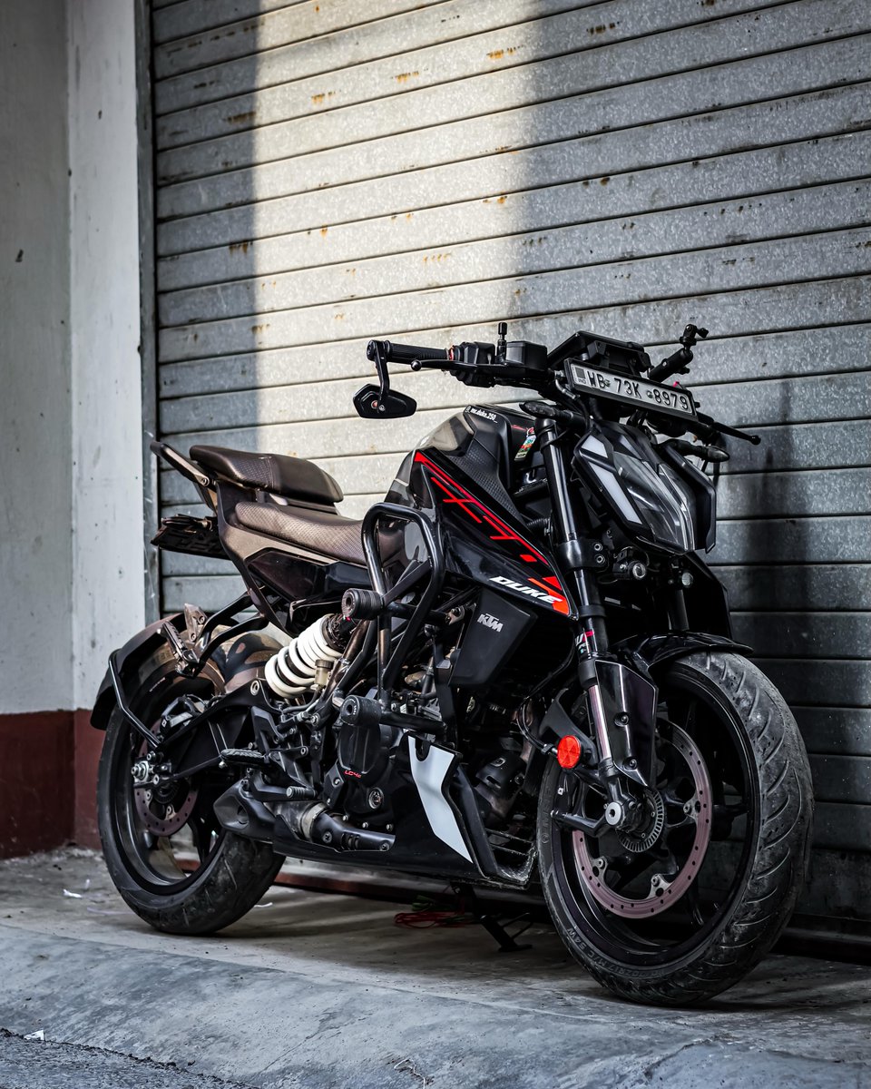 meikeWard23's tweet photo. Beast in town 🥵📈.. #ktmduke390 #viralvideo #ktmduke250 #trendingnow #post https://t.co/wYEbajnUy6