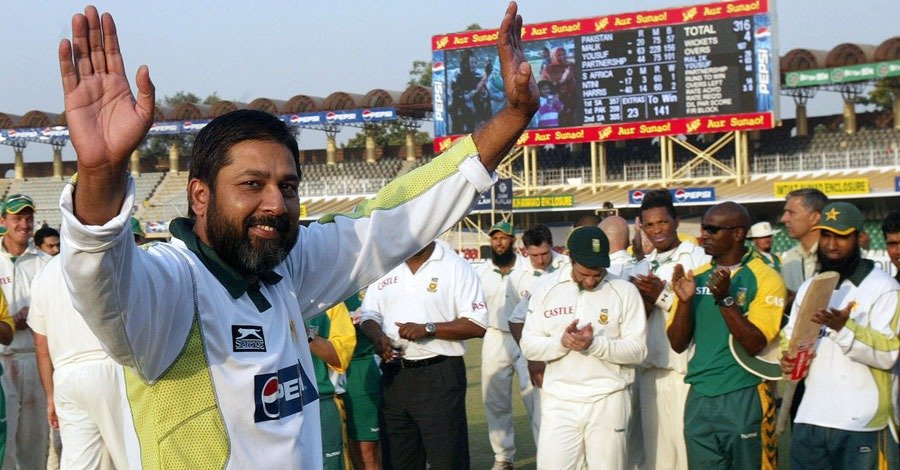 SajSadiqCricket's tweet photo. #OnThisDay in 2007. After 499 appearances, over 20,000 runs and one or two mix-ups running between the wickets 😛 the brilliant Inzamam-Ul-Haq retired from international cricket #Cricket https://t.co/iEVC2EZY3J