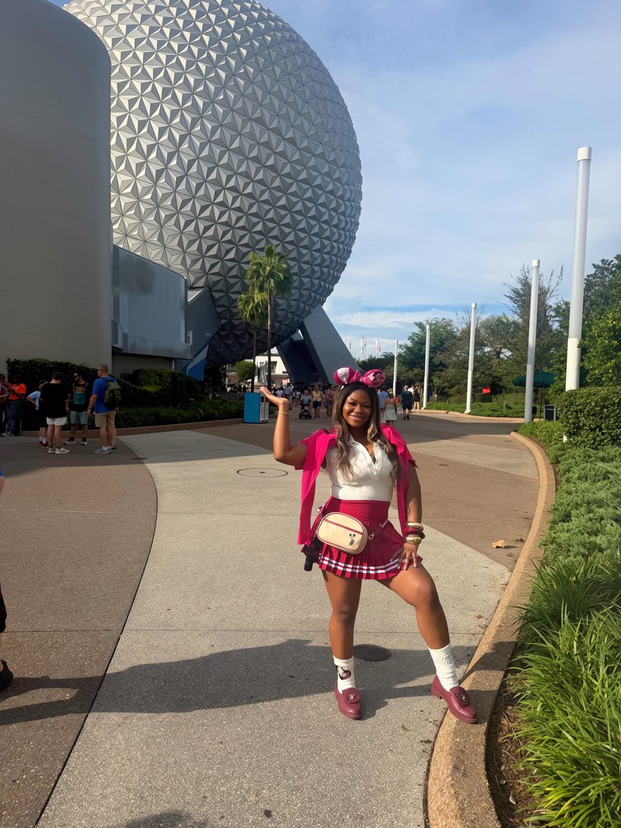 bnischelle's tweet photo. “ I’m Penny Proud, I’m cute &amp; I’m loud and I got it going on!”✨🩷 https://t.co/GYcF47uz54