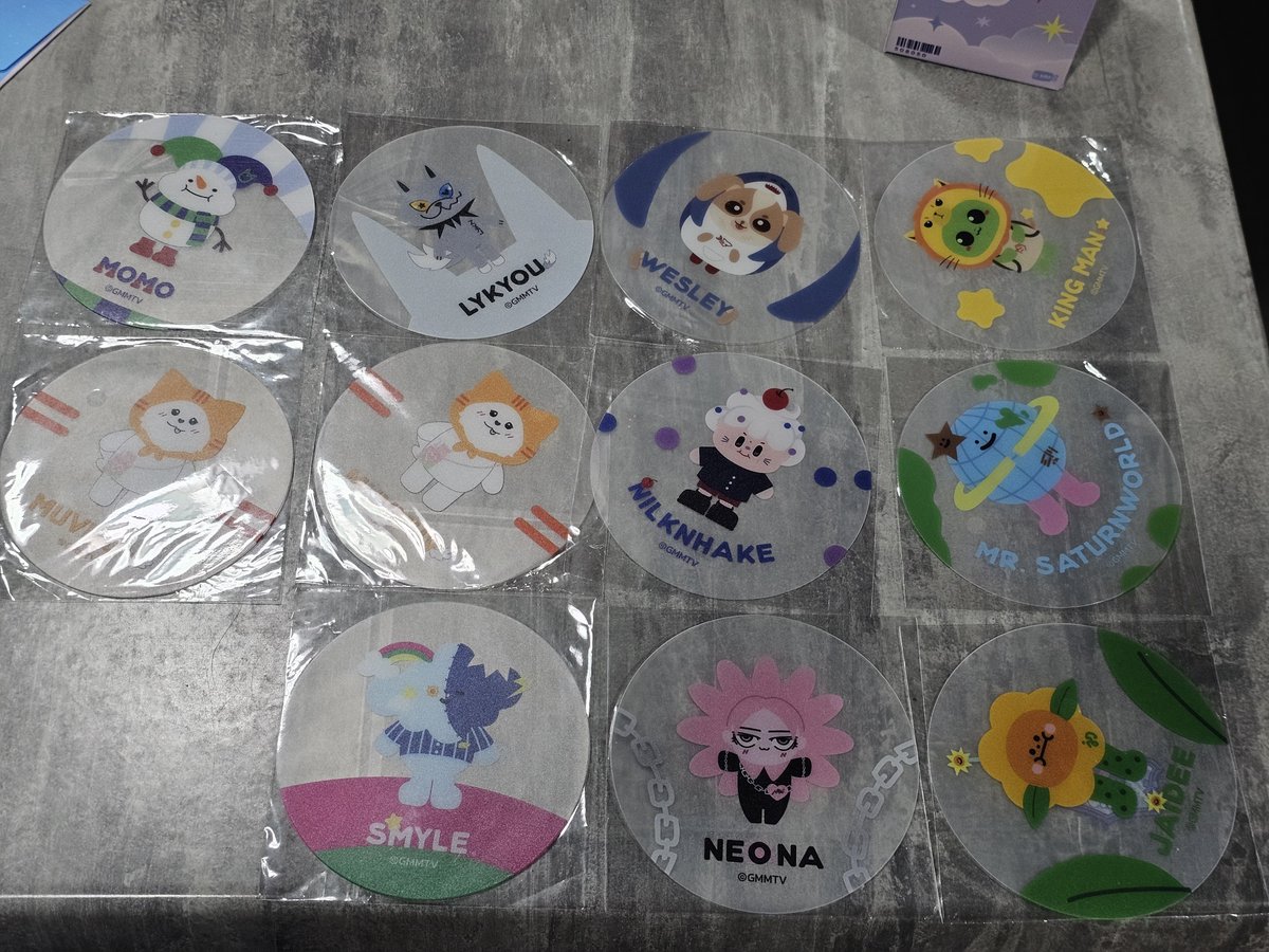 BOSKIMX1's tweet photo. 20.- 

นัดรับ F2F 
12,13 

จัดส่ง ค่าส่งตามขนส่งครับ

#GMMTVFANIVAL2026HappyFamily 
#ตลาดนัดgmm #ตลาดนัดgmmtv https://t.co/lGDQzhnVbn