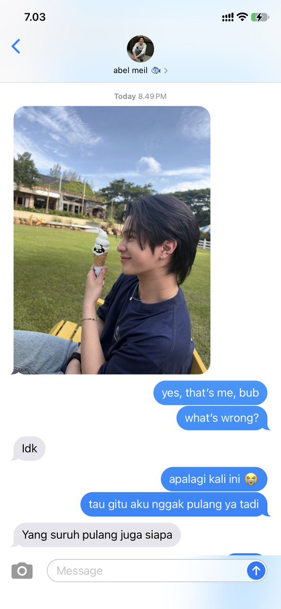 deanmothism's tweet photo. #williamest one tweet local au ☆
📍w as malio — e as abel #iyobel 
someone is clingy after a date 😋 https://t.co/jXS2VGx9kS