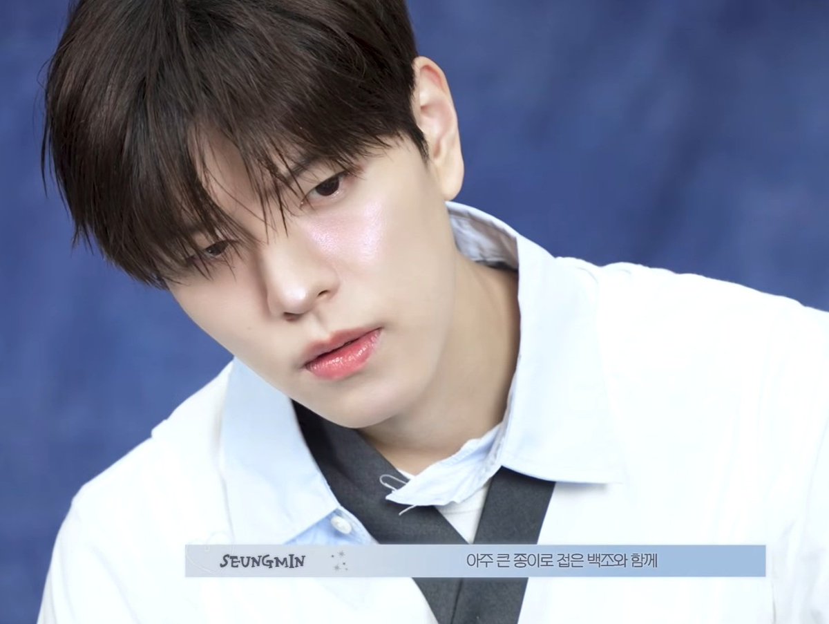 seumongmong's tweet photo. Seungmin my Angel ✨️🤍🪽

#StrayKids 
#SEASONSGREETINGS2027 https://t.co/CcCwRBFuOT
