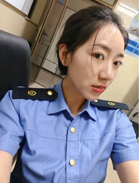 mavtqq's tweet photo. 玩x第一天！00后体制内中铁审计，第一次在x发照片，会有人喜欢吗？

有跟我一样刚翻墙出来的吗？交个朋友 本人 是本人啊！ https://t.co/ZQdyauGHLE