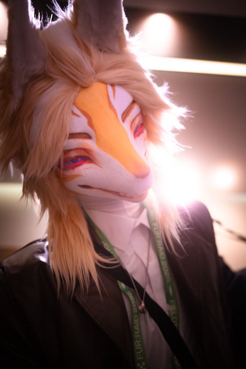 cliff_fur's tweet photo. See your CLIFF

 𝘈𝘩...𝘵𝘩𝘦𝘳𝘦 𝘺𝘰𝘶 𝘢𝘳𝘦

#클립유어클리프 #fursuit #FursuitEveryday https://t.co/i0ylWzQZfP