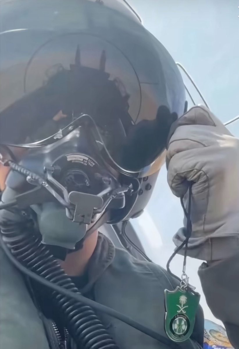 llxxllxxii's tweet photo. ماسموه نادي الملوك عبث💚
الله يحفظهم ويسدد رميهم https://t.co/82ibKtn0j6