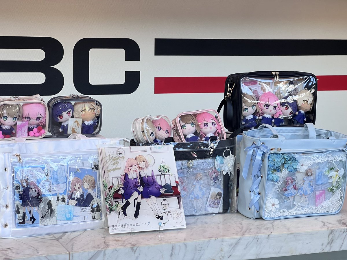 chigiri_04's tweet photo. あおのなち先生@aooont 、台湾でサイン会ありがとうございます！200人分のサイン本当にお疲れさまでした

短い時間だったけど、伝えたかったことも見せたかったものも全部先生に届けられました✊ 悔いはありません！

また台湾に遊びに来てくださいね
(՞･֊･՞)𐔌՞･·･՞𐦯

#きみが死ぬまで恋をしたい https://t.co/c1yMrw0h95