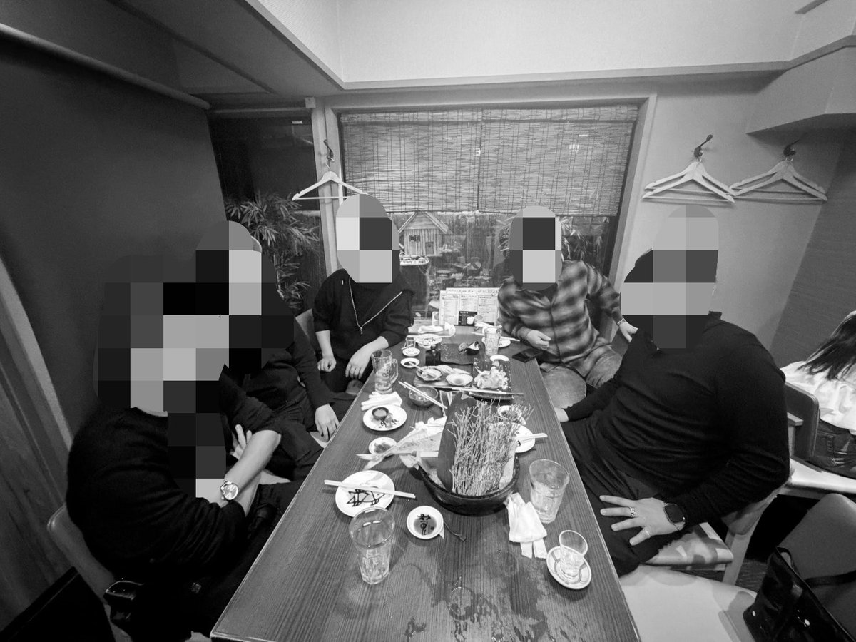 deLLLLta__'s tweet photo. 連休最終日俺は仕事 https://t.co/kfK0yE88cB