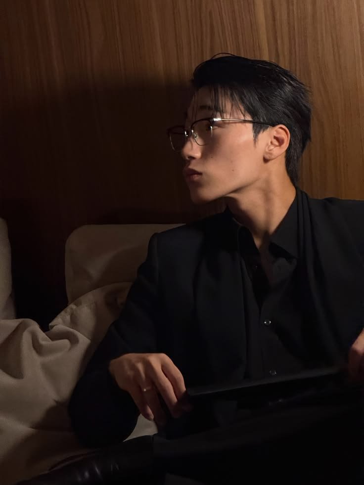 munoyaho's tweet photo. 뭐야시발? 제 남자들을 홍보합니다 https://t.co/ISehAmWzyO