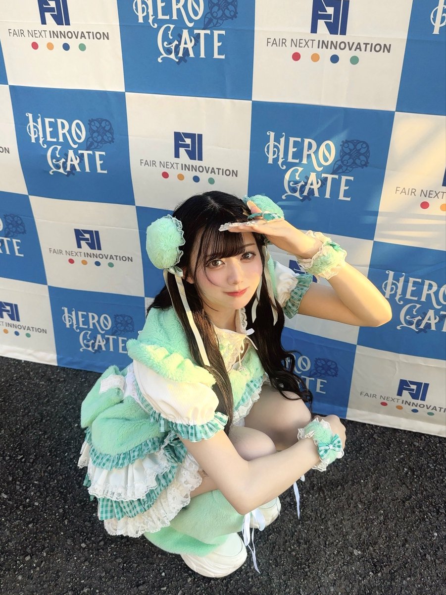 meguna_pxrb's tweet photo. HERO GATEありがとうございました💚
お茶だいすき🍵
Pixel Ribbonグリーン担当の橋本恵菜でした🐱
#PixelRibbon #ぴくりぼ #アイドル https://t.co/FmlkmqzVLS