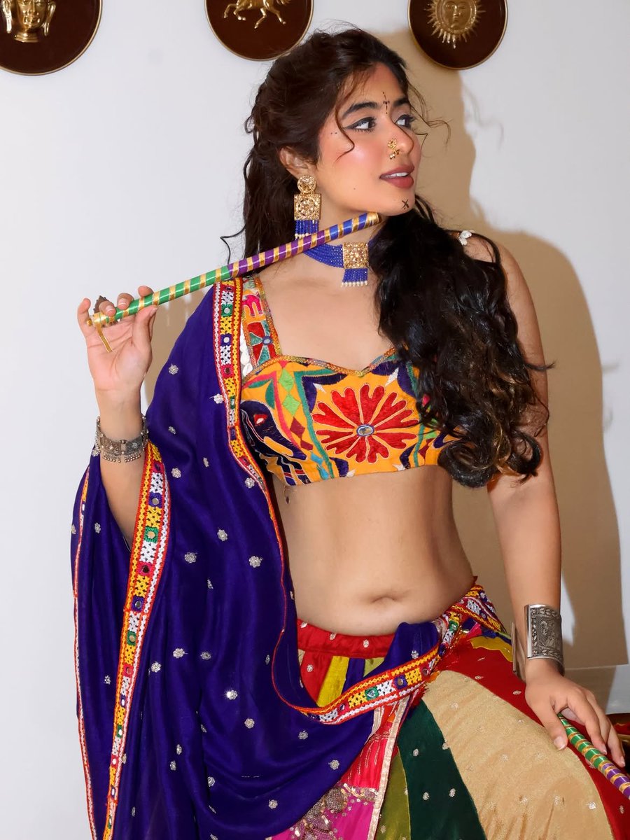OnlyHeroines's tweet photo. Nikita Sharma 🥵🥰 https://t.co/8qnVJn6Z6q