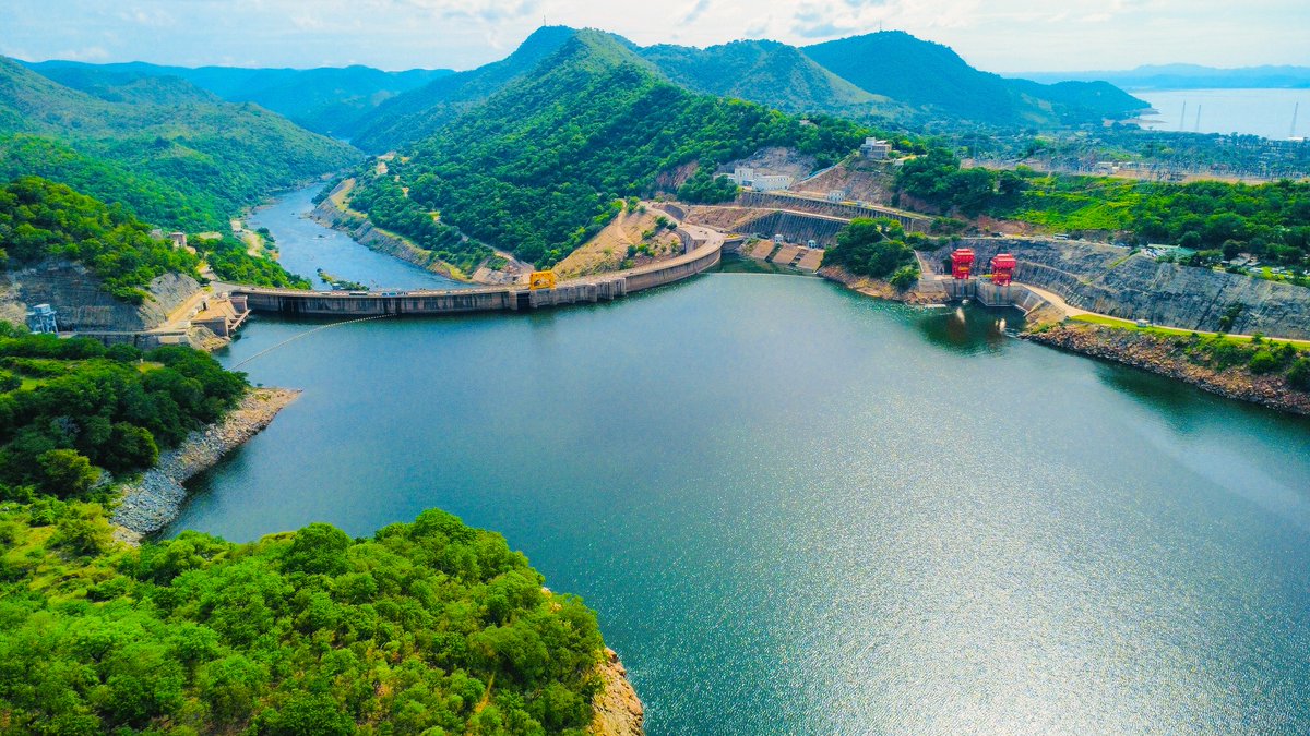 znbctoday's tweet photo. Zambia has reduced reliance on hydro power from about 85 percent  to approximately 67.2 percent .
This is due to increased investments in alternative energy sources such solar and coal power plants.   https://t.co/Gw72I9omi1 https://t.co/n7owusdg5n