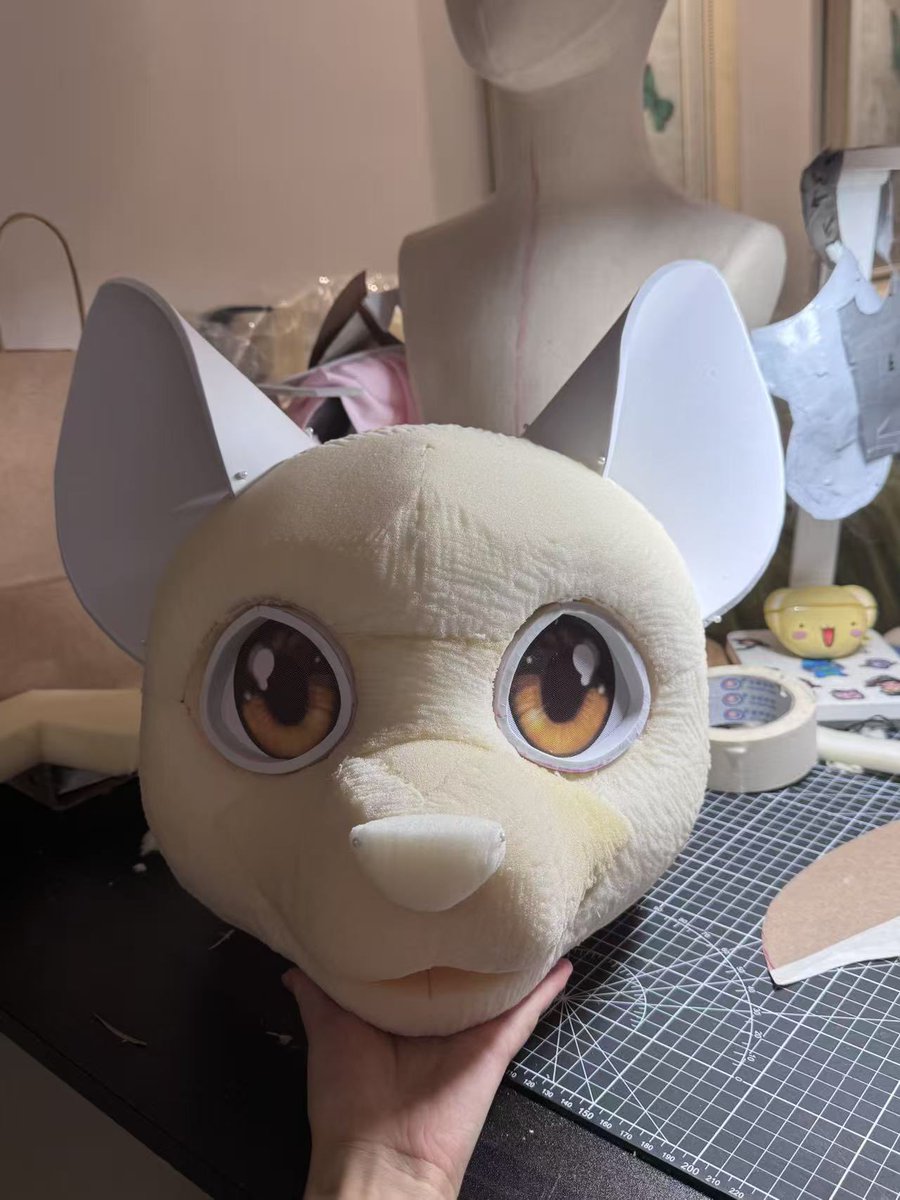orangdogg's tweet photo. New Shiba is in the works!
I’m excited to show this upcoming partial of my shiba being done by @Booloo_Blue https://t.co/R7aj7XIJia