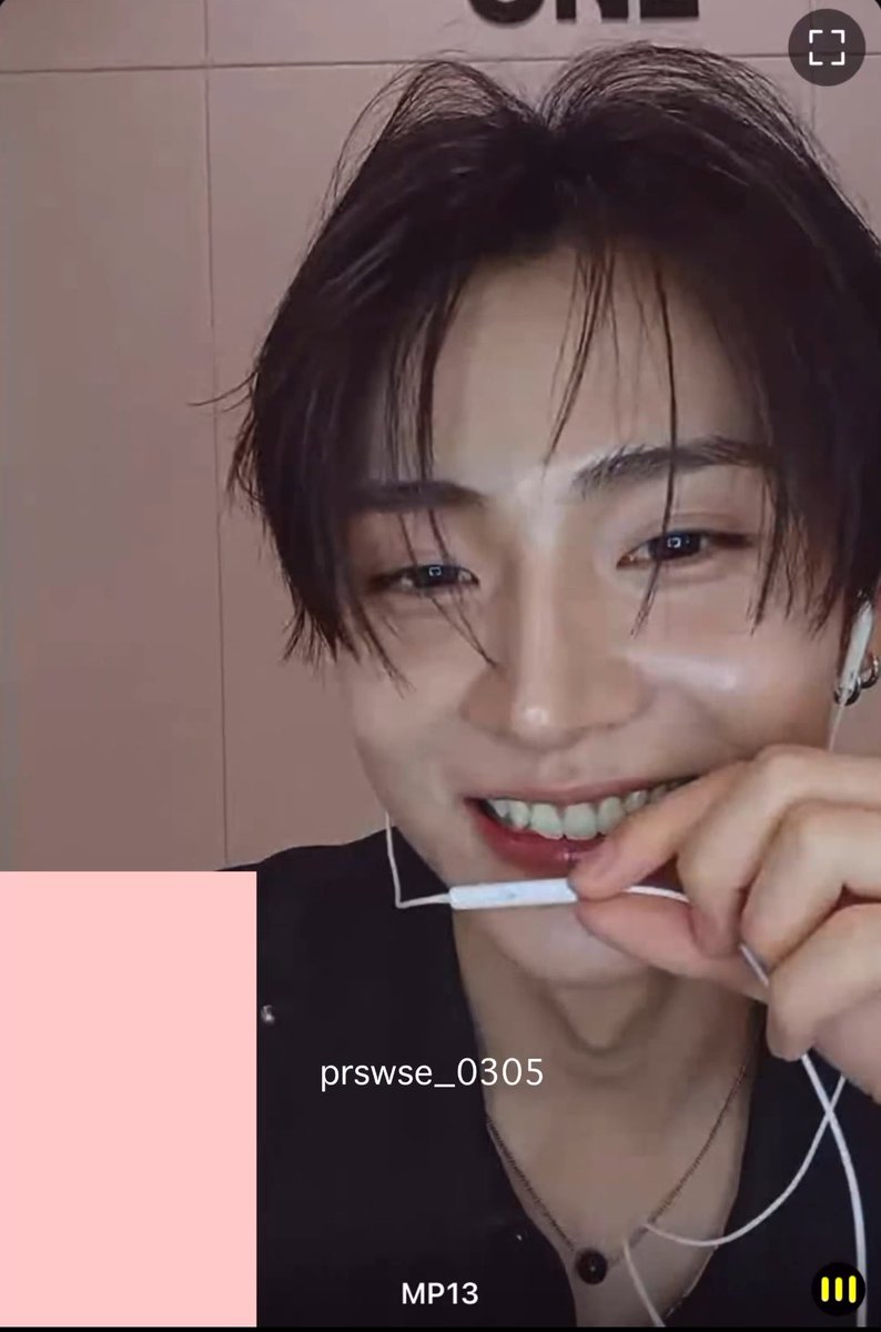 snowoel's tweet photo. leowon finishing up a schedule, going to the salon with everyone to get changed and then going straight to eat and spend time TOGETHER because they weren’t going to see each other for 2 days and sangwon talking about it happily a week later…this is peak romance https://t.co/MtSKoaPjGt