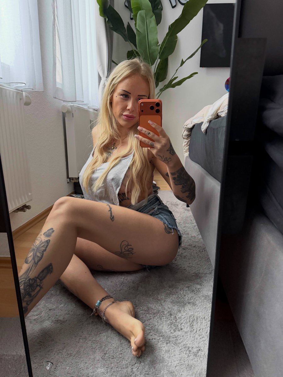 lottexto's tweet photo. Was für ein ereignisreicher Montag ❤️💋 https://t.co/BJcgkgYndi