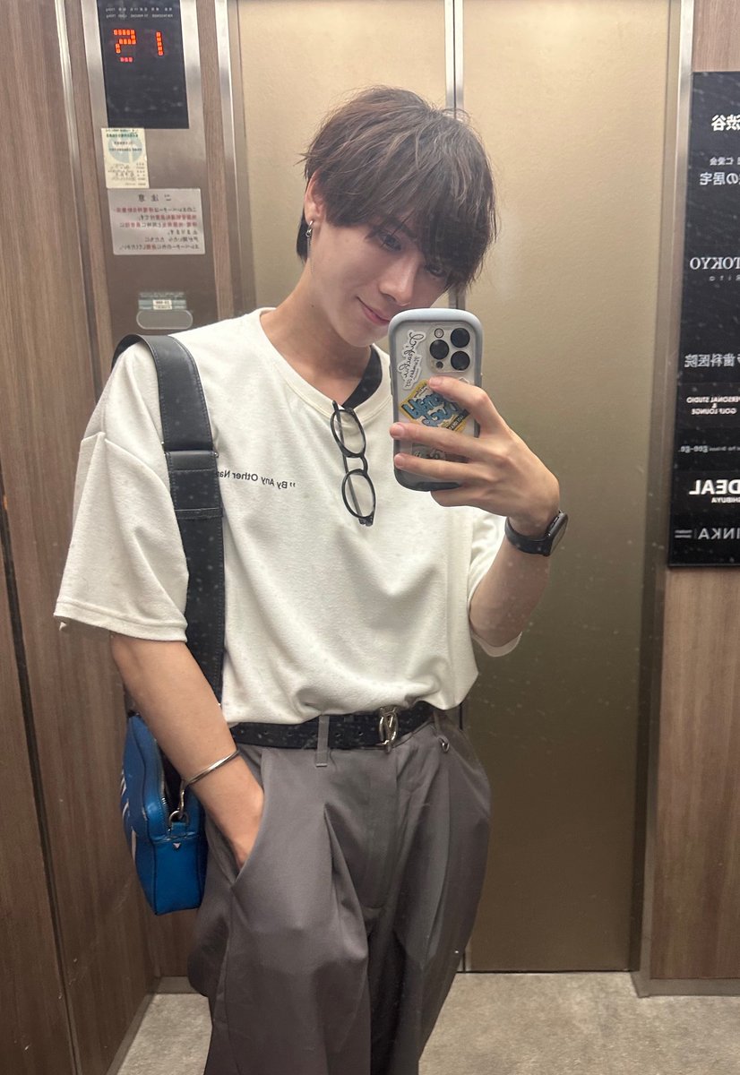 Renchama____'s tweet photo. 1年前の方が顔痩せてたけど身体ガリガリすぎて
今の方が身体は好きだからバランス難しい https://t.co/tDOMnNLsNG
