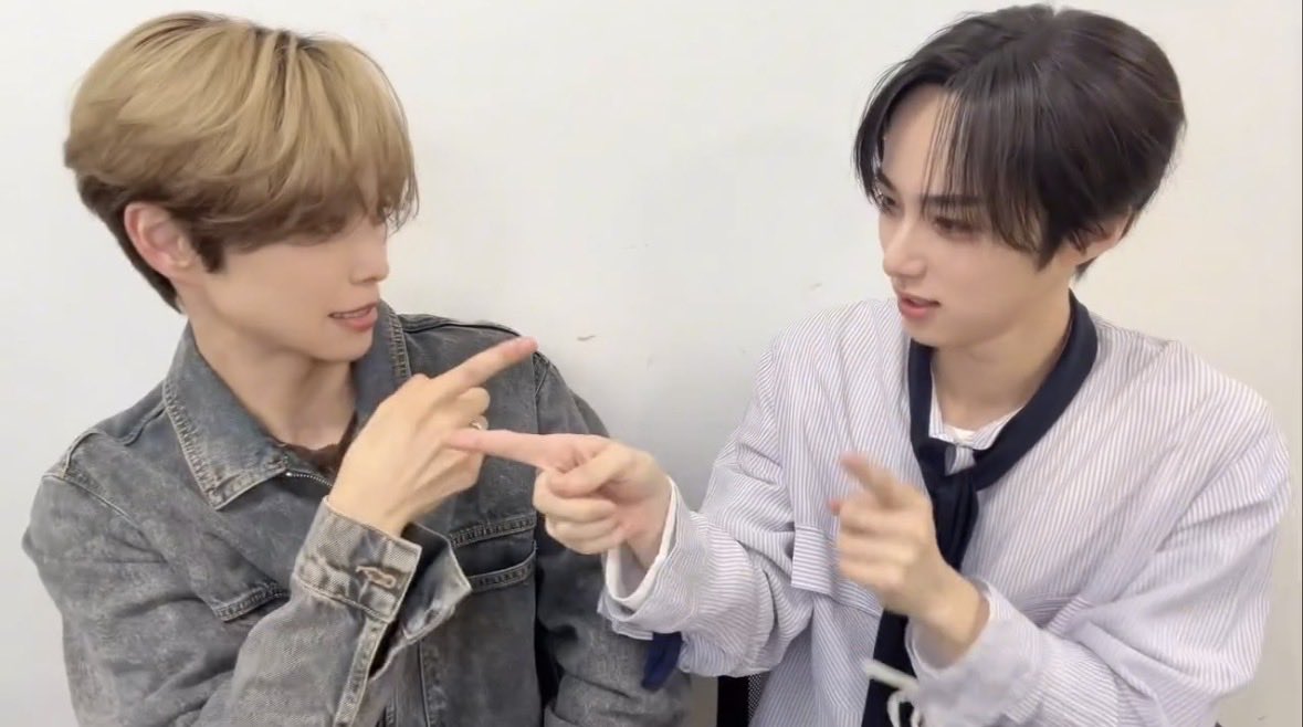 minisize_maaa's tweet photo. 爪ぶっ刺さってるたけたくです♪
#後藤威尊 #尾崎匠海 #INI https://t.co/erqTiEeRRW