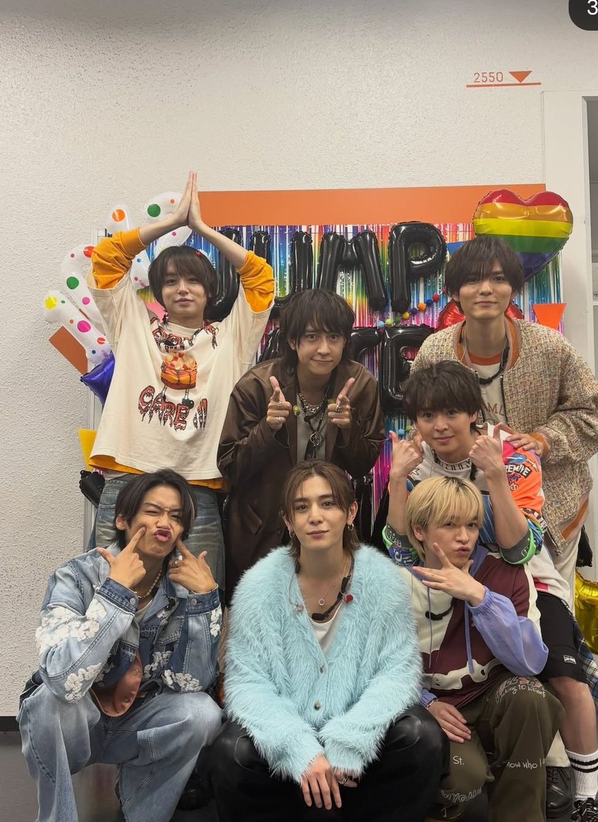 yamada_reddisne's tweet photo. JUMP公式インスタエグい！
3日間の服装まとめて載せるなんて
珍しすぎる！ https://t.co/07PLyodvKZ
