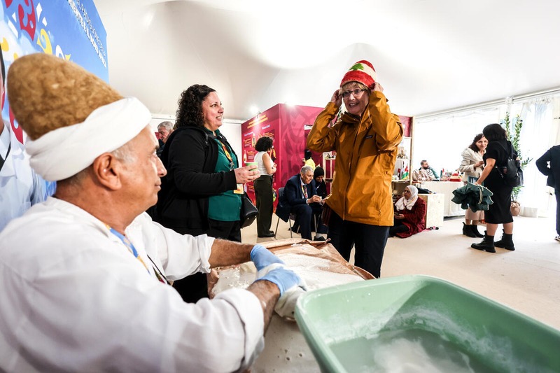 FAOLebanon's tweet photo. 🇱🇧🇮🇹 Ciao, Roma! 👋
Today marks the last day of @FAO’s #Seeds2Food exhibition!
FAO Lebanon brought a taste of 🇱🇧 to international visitors with thyme, jams, syrups, wheat&amp;chickpeas.
The star of the show? The iconic 🇱🇧 Lebede
Grazie, Roma, for the warm welcome. Until next time! https://t.co/rBVLmRQK1B