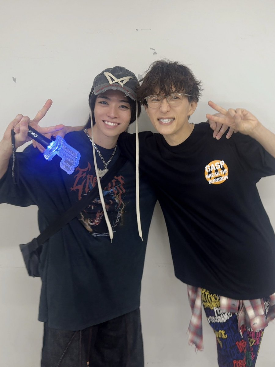 HibikiShiraishi's tweet photo. ラルク最っっっっっ高でした！！！😭😭

スーパースターtetsuyaさん❤️‍🔥
今日もありがとうございました！！！！！

#LArcenCiel
#ラルク
#L35
#35thLAnniversary https://t.co/O4hTyfZv9E