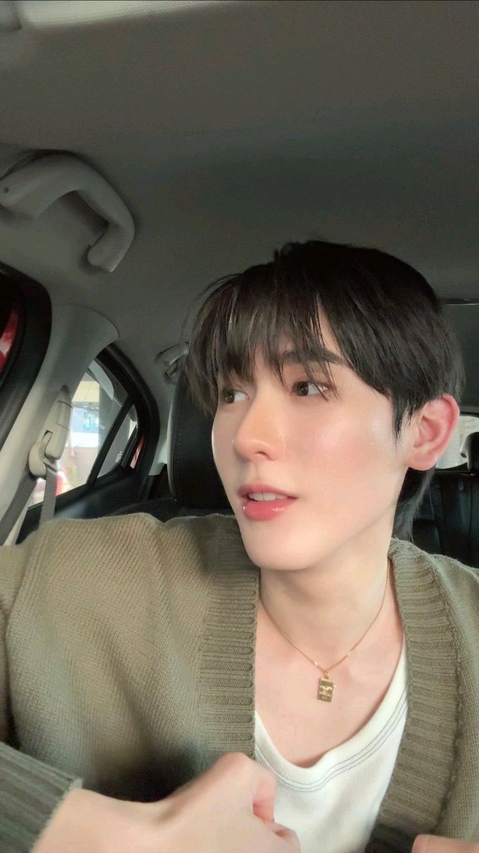MOSHIMXX's tweet photo. มึงงงงง ฮีสวยจริงๆนะ 🫨💞 https://t.co/8qlK4yz7TS