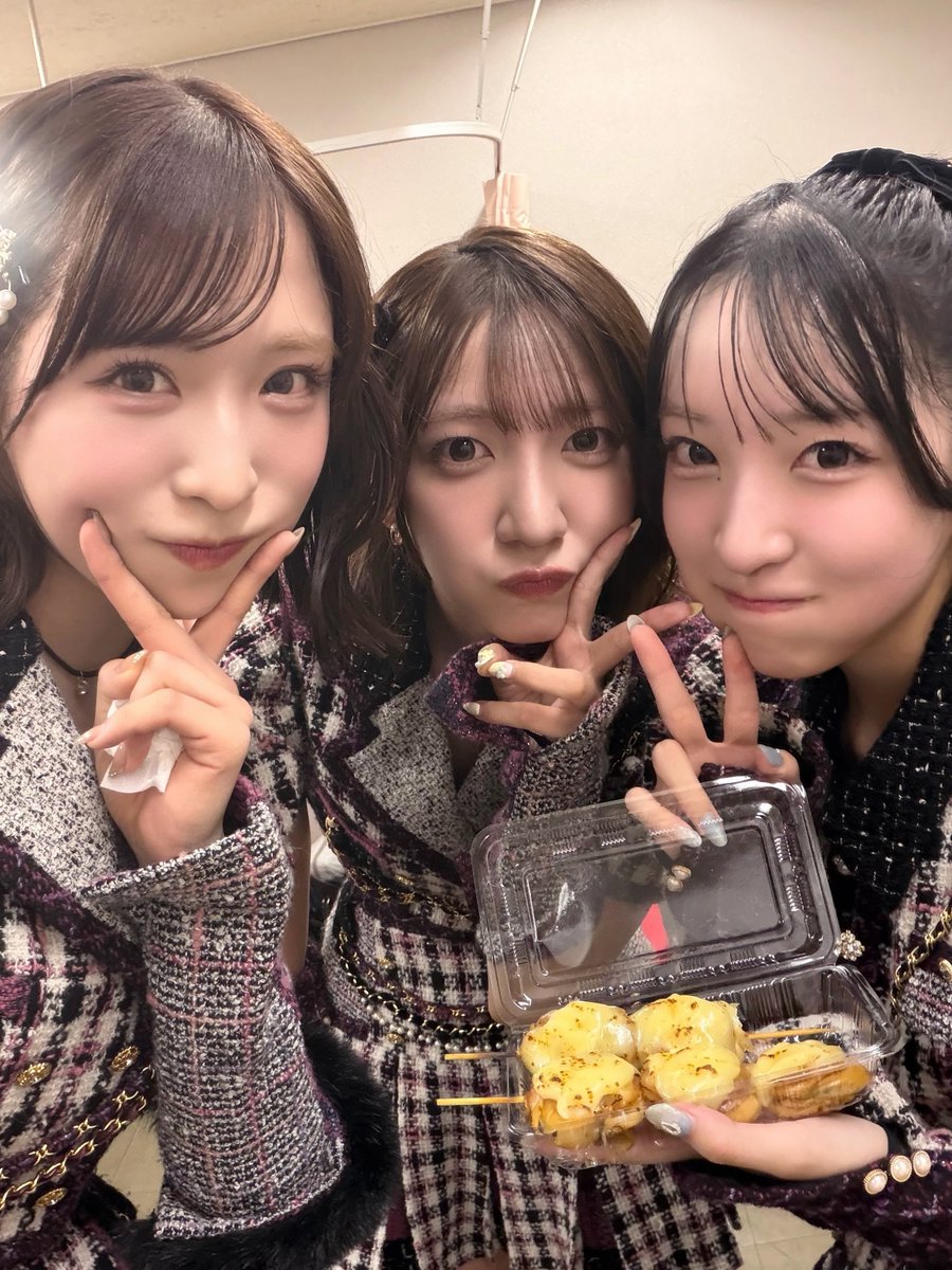 yuiyui_maromaro's tweet photo. #HEROGATE  
✨❤️‍🔥AKB48ステージ❤️‍🔥✨
ありがとうございました！！！
この時期の野外フェスも最高でした🍂
九州物産展のグルメも美味しかったぁ！ https://t.co/TDNu7mLw9O