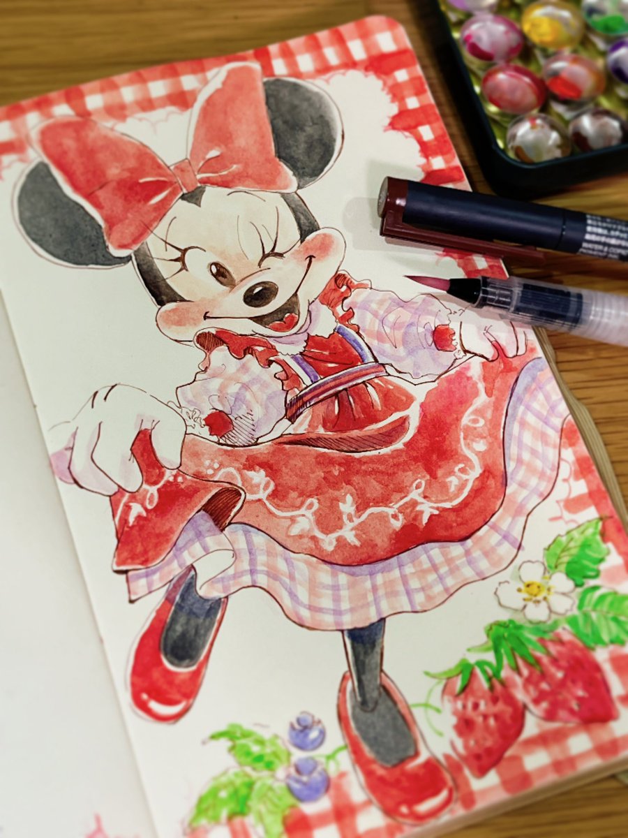 koba_drawing's tweet photo. ←今年の2月　　　　今日→

ミニーちゃん、上達している？！💡 https://t.co/wXYm2J2Agx