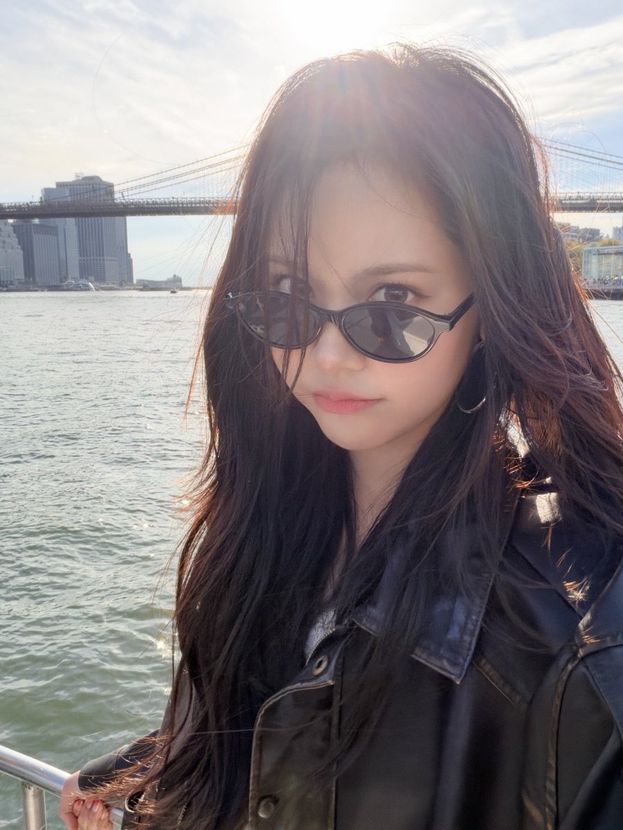 carmendipity's tweet photo. mau jadi wonder woman? atau my woman?😎🤙🏻

#CARMEN #카르멘 https://t.co/a2pNNQdfNF