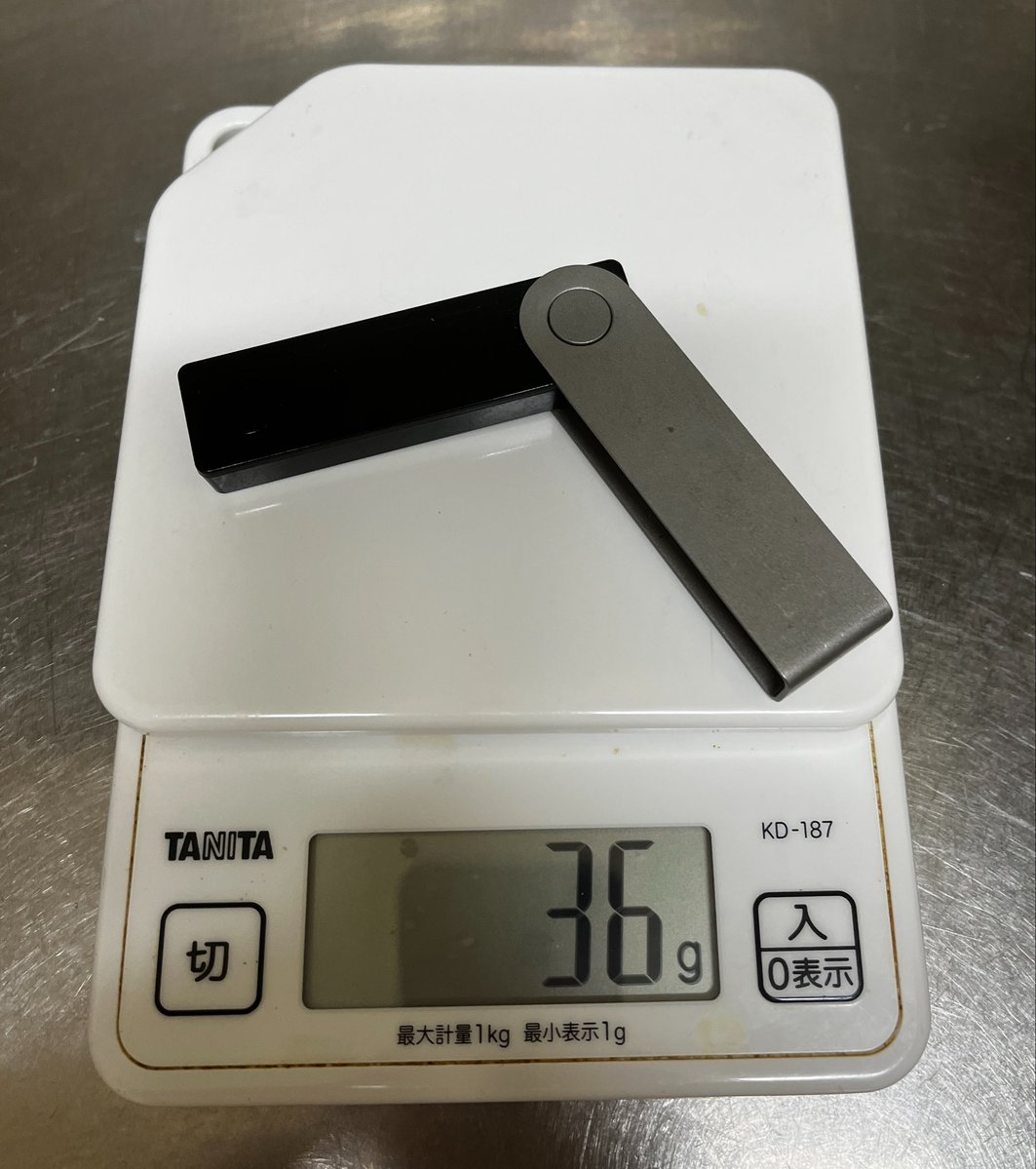 maishumai_edge's tweet photo. ＼(^o^)／ｵﾜﾀ!!

ちなみに購入はLedger正規オンラインで2022年代ものです https://t.co/phlLQetoxc