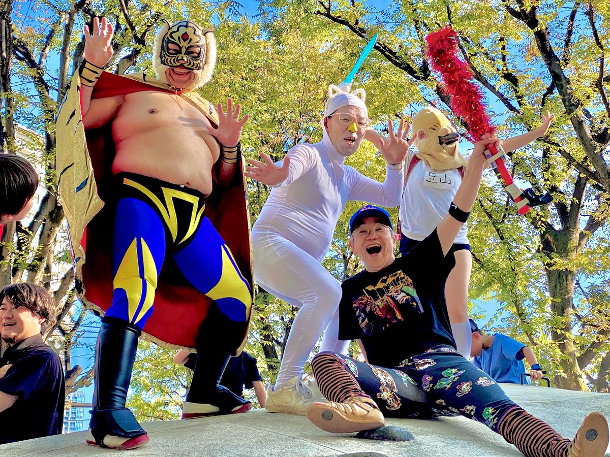 ozapro's tweet photo. 神楽坂のらねこプロレス無事終了！
怒られなければ、また来年お会いしましょう！

#神楽坂のらねこプロレス
#化け猫フェスティバル https://t.co/OtJy9OxfqF