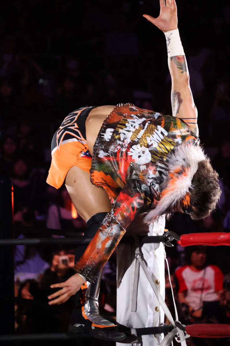 Moon3_dream's tweet photo. #njpw
#ロビー・イーグルス
#YOH https://t.co/OOYmfTAvKM