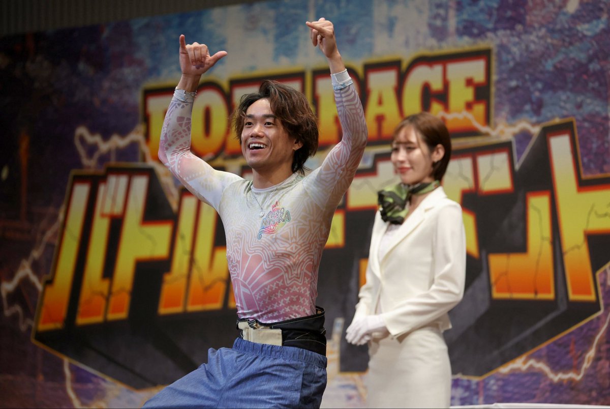 chusporace's tweet photo. 【#ボートレース津】#ファン感謝３Daysボートレースバトルトーナメント　優勝者インタビュー🎤
【レース前は】#野中一平🗣️「昨日の状態が良かったので、前半はゆっくりして、8、９レースくらいに降ろして乗ったら、『おや？』ってなって。全然回転が合ってなくて、昨日のいいが感じじゃなかったので、そこから少しバタバタしたんですけど、優勝戦までには間に合いましたね」
📷表彰式では開口一番、「峰竜太じゃなくて、ごめんなさい。アロハ〜🤙」