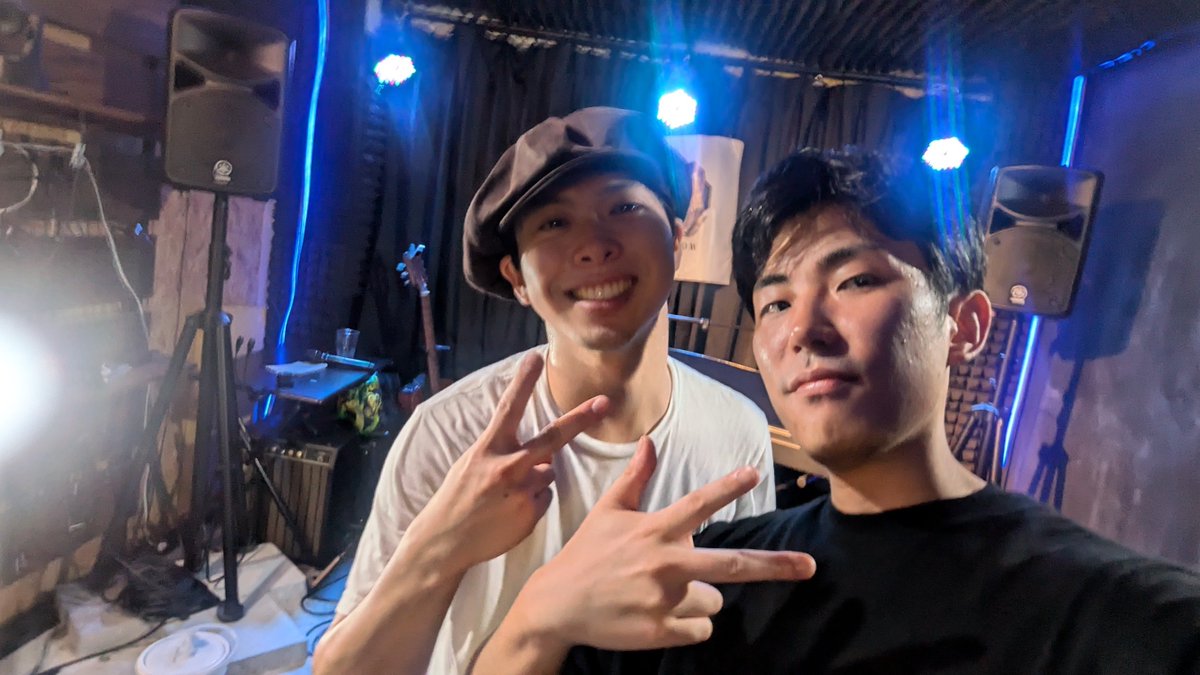 Sawar10032's tweet photo. 『ONE VIBE ONE WAY〜ラッパーand弾き語りartistの共鳴〜』
ありがとうございました!
ソロのステージ&
植田タクトさんとのコラボでは、
「ナイトウォーク」にfeat.で入り、
この日のための書き下ろし曲「大逆転」ではピアノ演奏もしました!
持ってるもの出し切った!
音楽は楽しい!
#ONEVIBEONEWAY https://t.co/9CuTiIMCus
