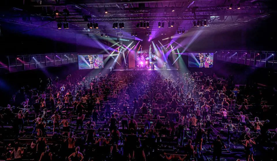 UpliftIronClub's tweet photo. 3,300 people at Les Mills Barcelona. Group classes can be brilliant, but BODYPUMP, GRIT and BODYCOMBAT are not the same training stimulus. Pick the right tool.

https://t.co/6mLY2IxJOj https://t.co/fgVhuSBBiw
