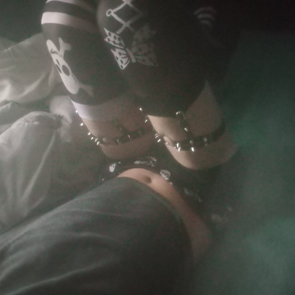 lovelyevefem's tweet photo. Good morninggg!!!! 😋✨ 
https://t.co/QE4n1SxUxn

#femboy #gay #twink #femboythighs https://t.co/oNOGg7ddeB