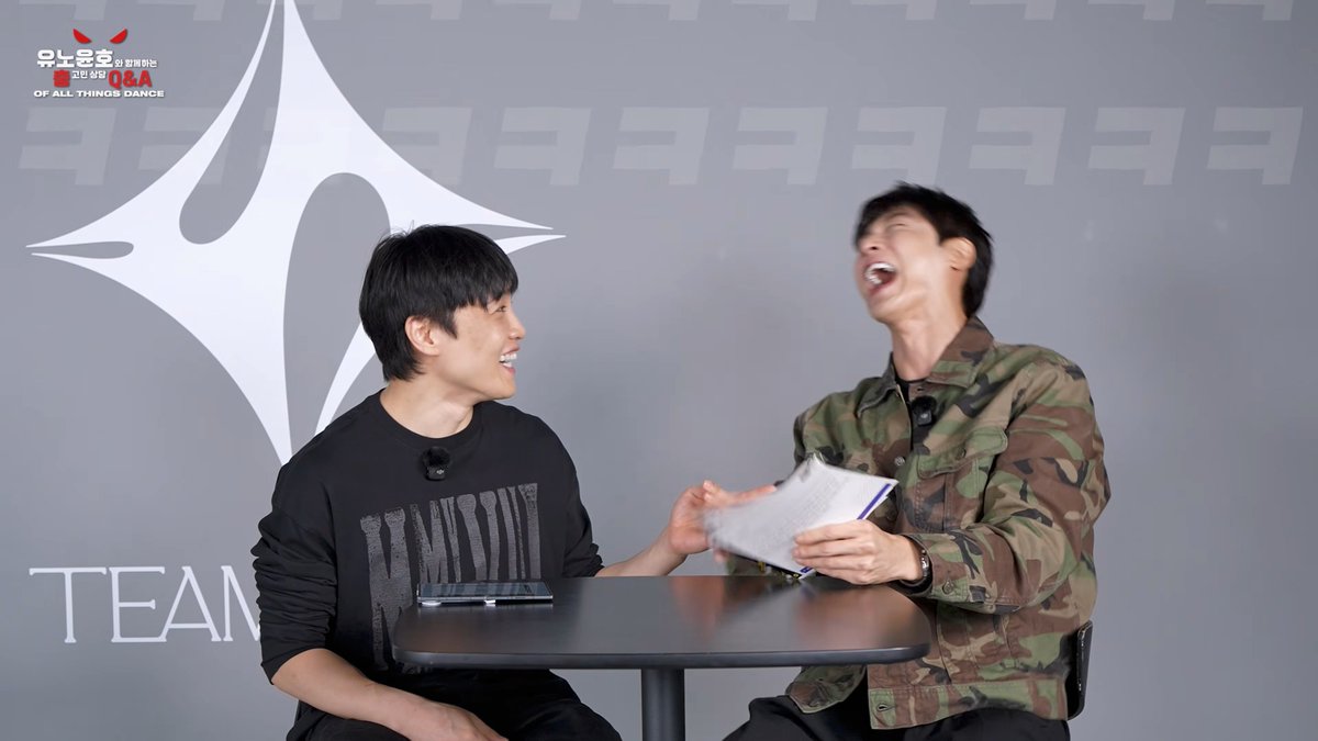 UKNOWROUS_Nb's tweet photo. 【日本語訳】
ユンホと一緒に ダンス悩み相談Q&amp;A｜261012 

🔗https://t.co/o59Mq2cv7z

#유노윤호 #UKNOW ユンホ 정윤호 동방신기 TVXQ! 東方神起 https://t.co/kSNeaXq6VA