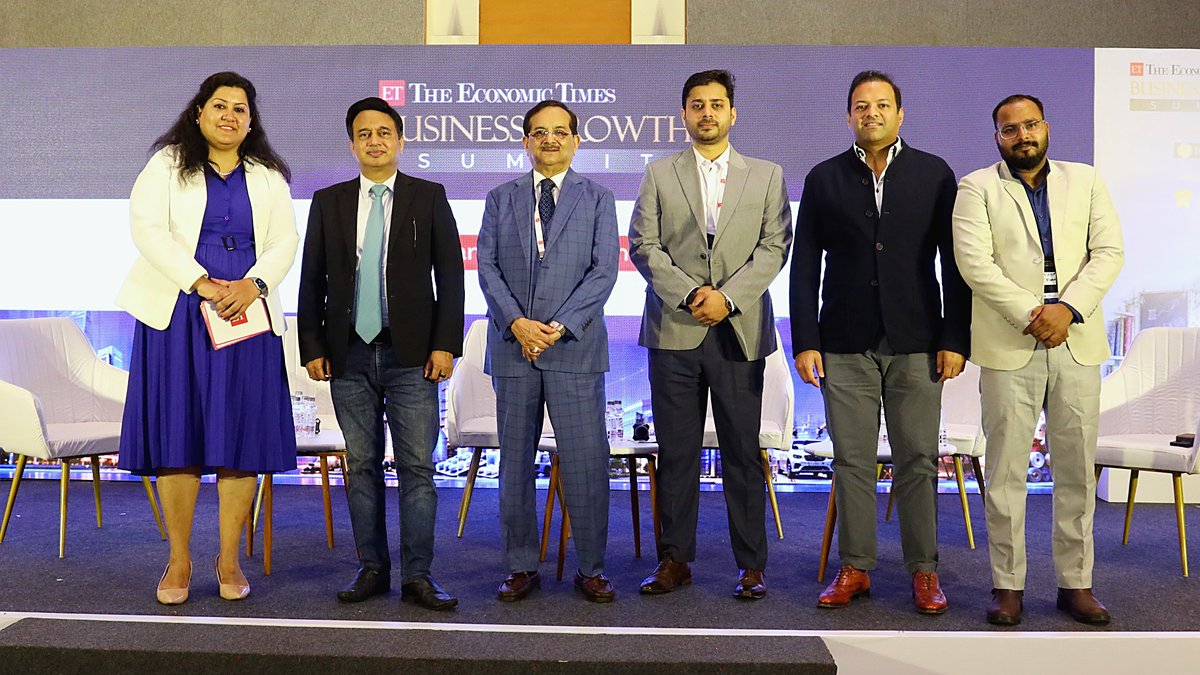 Flipspaces's tweet photo. Tech earns its place only when it solves a real problem.

At #ETBusinessGrowthSummit, our Co-Founder, Mrinal Sharma, shared how AI now builds sales dashboards in 30 seconds and cuts design presentations from a day to about 30 minutes. @EconomicTimes #AI https://t.co/UhIsznAZ1I