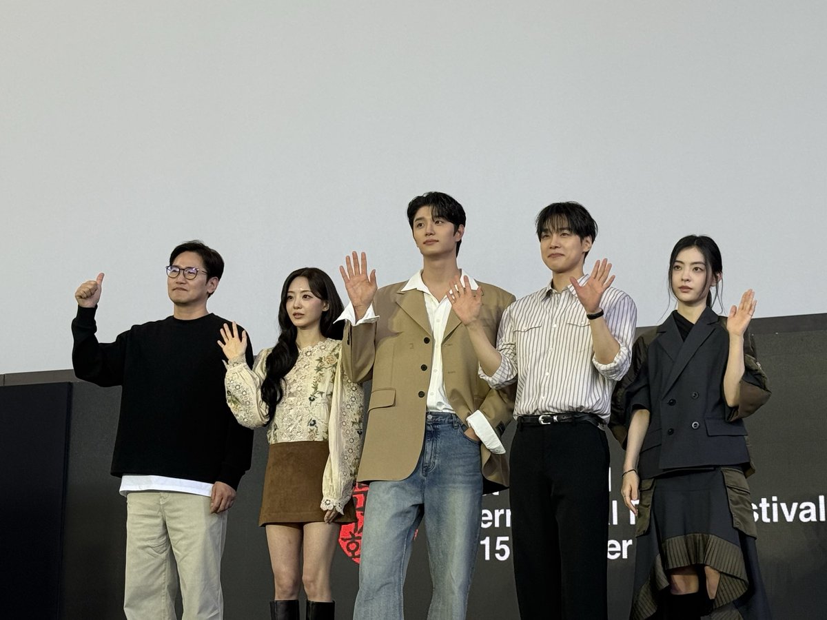 mn209_j's tweet photo. 나 최종면접 팀 너무 좋아서 
얼른 개봉햇으면 좋겟음… https://t.co/wgnCNcjtIq