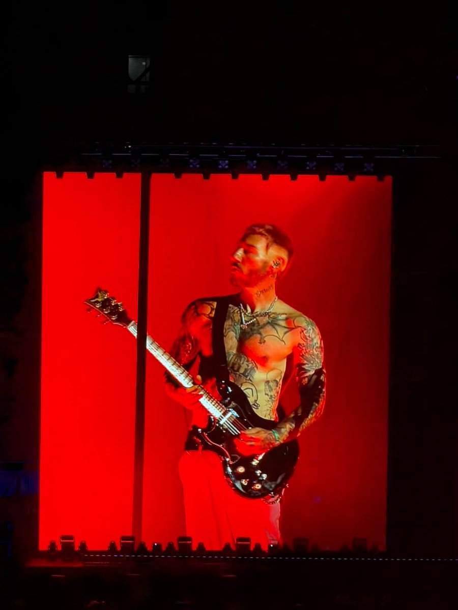pumpycookie's tweet photo. AYLOFFFYUUUU BABA JEKKKK🔥🖤 https://t.co/arlp8FgLHP