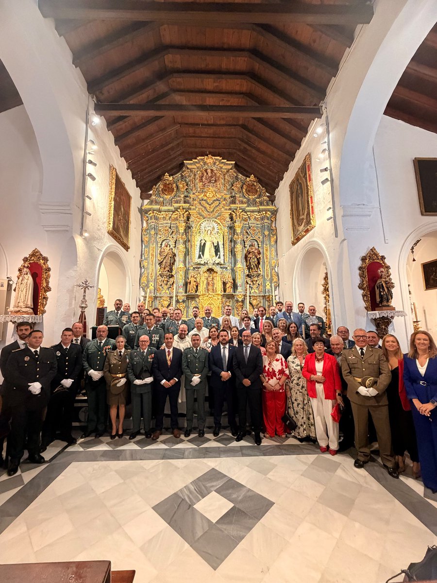 ROCIODEGINES's tweet photo. REPRESENTACIONES 
Misa de la Guardia Civil 
Misa de la Hermandad del Rocío de Tomares 
Misa de la Hermandad del Gran Poder de Castilleja de la Cuesta https://t.co/9RyAQwFbuj