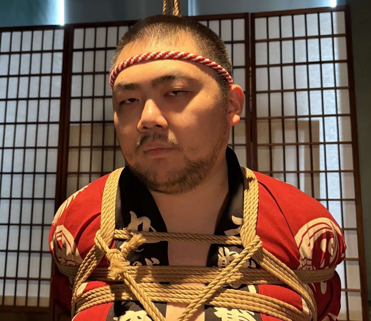 Cyytcyyt's tweet photo. 原账号被冻结了，不会弄，只能重新来过了，请大家关注～感谢 https://t.co/4t0thWBe0D