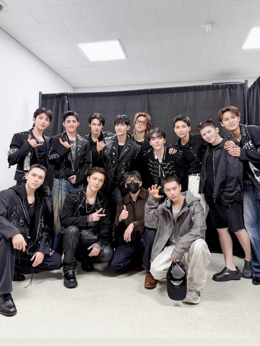 kairangelica's tweet photo. IT’S THE TIME OF THE YEAR AGAIN FOR MAMA AWARDS 🏆 RT AND REPLY TAGS 

1 REPOST = 1 VOTE
1 REPLY = 1 VOTE

#2026MAMAVOTE #SEVENTEEN https://t.co/0ULzSLyxFi