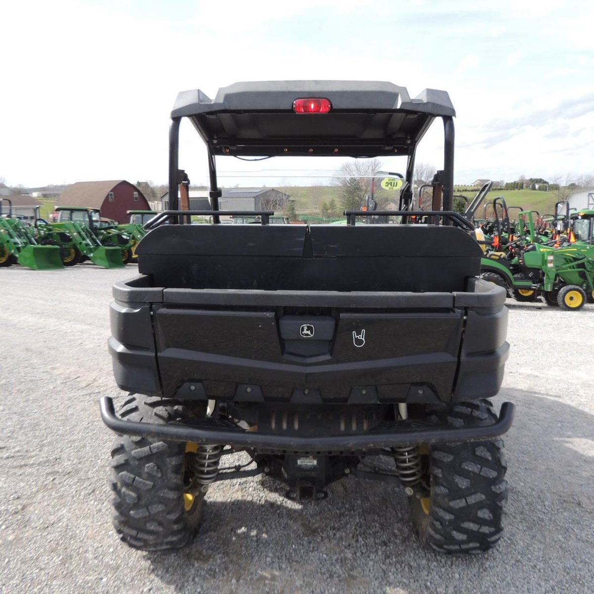 MotorSportsUV's tweet photo. Ready to roam. 🦌🌲
This 2020 John Deere Gator XUV 590M is built for getting off the beaten path and making the most of every ride.
Go check out this Gator on MotorSportsUniverse. ➡️https://t.co/CgTx4evUym
#MotorSportsUniverse #JohnDeere #GatorXUV https://t.co/byvrFLkADd