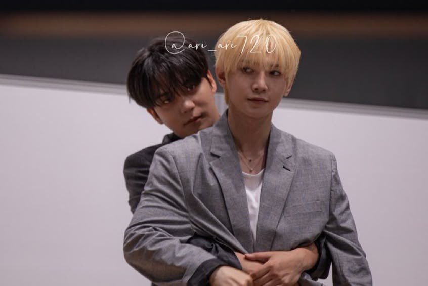sunnis_100's tweet photo. 여주는 항상 정해져 있잖아. https://t.co/BWGT2ovzma