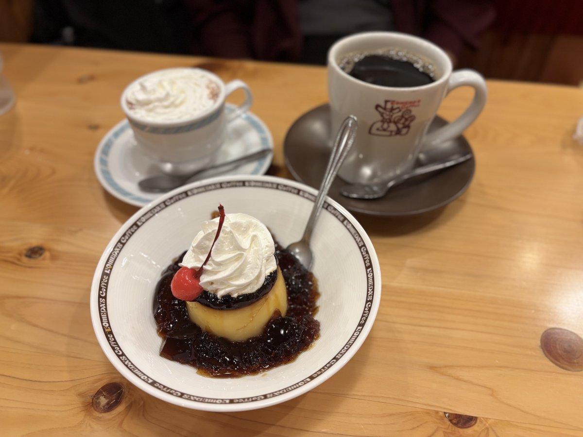 m10kmii's tweet photo. がんばったから♩プリン🍮🍮🍮♩ https://t.co/0STXqTGNjQ