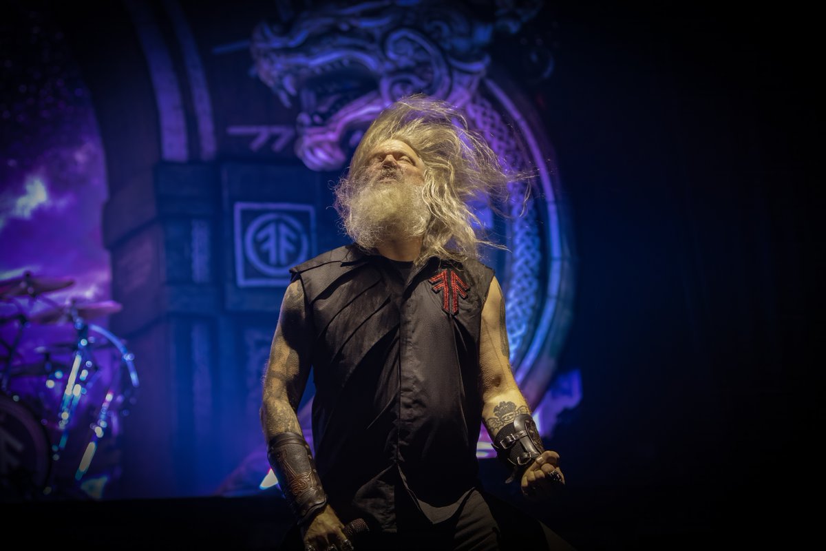 O2ApolloManc's tweet photo. Swedish Vikings @AmonAmarthBand sailed into O2 Apollo Manchester Fri 9 Oct and conquered with the ultimate headliner show! 🤘

📸 @twambley_a https://t.co/3CQP9Dr28l