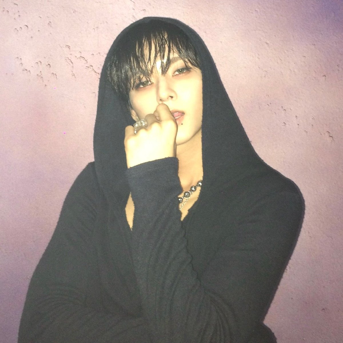 malangco_xh's tweet photo. 버블 프사가 .... // 🥰🥰🥰🥰 https://t.co/rSOR0YiVWg