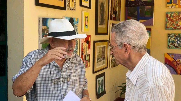 BaracoaE's tweet photo. Se desarrollan actividades desde la Ciudad Primada de Cuba, Baracoa, en el marco de #JornadaDeLaCulturaCubana, 
aconteció una retreta especial de la Banda Municipal de Conciertos "1ro de Abril", La Jornada de Cine Andante en su XIV edición, 
#CubaEsCultura https://t.co/qZGXxSJ42h