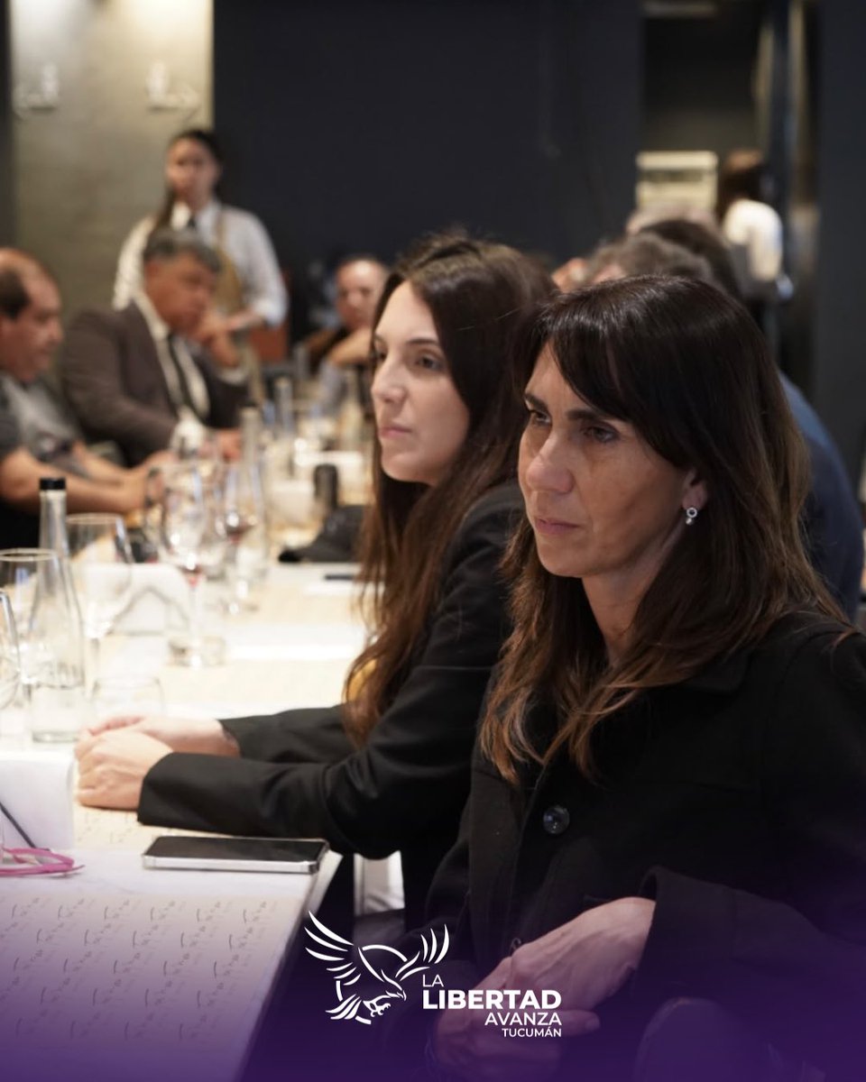 SoleMolinuevo's tweet photo. Participé de la presentación de la Lista 2, Abogacía por la Libertad, encabezada por los Dres. Luis Palomino y Valeria Fredes, de cara a las elecciones del 20 de octubre del Consejo de la Magistratura de la Nación.

Durante el encuentro se presentaron propuestas para mejorar los concursos de selección de jueces, con evaluaciones objetivas, criterios claros y mayor transparencia, buscando garantizar la idoneidad y evitar arbitrariedades en las designaciones.